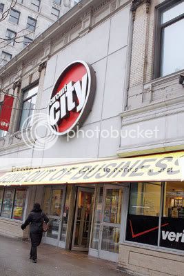 Circuit City The Circuit City on Broadway and West 80th Street is expected to be vacant by the end of March. Photo By: Andrew Schwartz