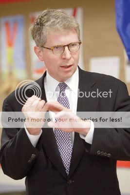 Cyrus Cyrus Vance, Jr. has been getting behind-the-scenes support from Morgenthau. Photo by Andrew Schwartz